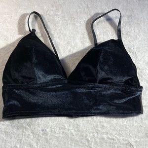 Venus Woman’s Black Velour Bralette